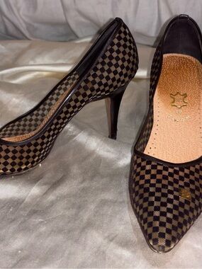 Vintage Louis Vuitton Damier Mesh Pointed Toe Pumps